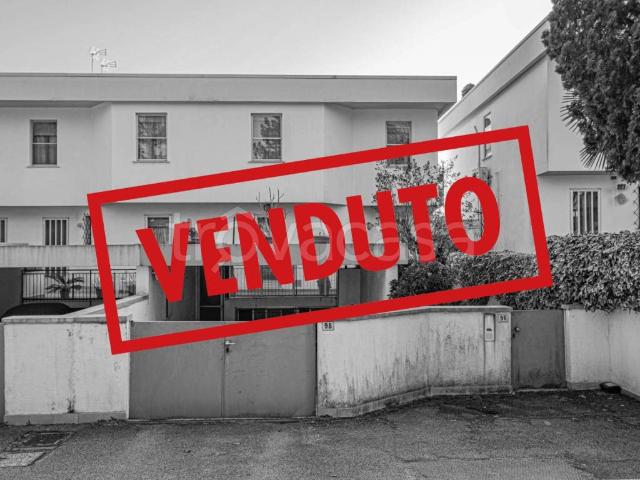 Villa bifamiliare in vendita a Campoformido viale delle Rose, 96, Basaldella