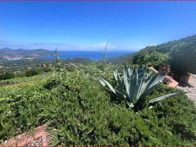 Villa bifamiliare in vendita a Capoliveri