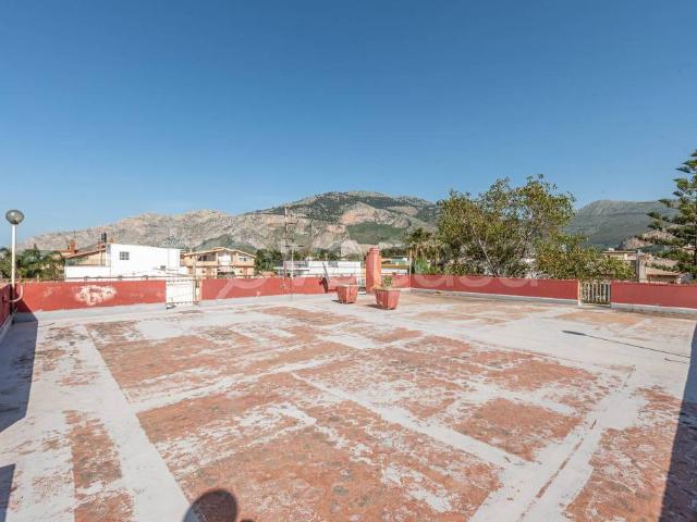 Villa bifamiliare in vendita a Carini via Cincillà, 3/5, Milioti