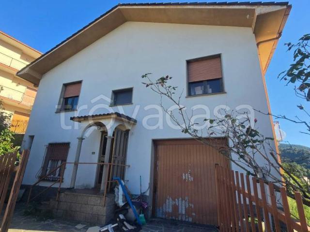 Villa bifamiliare in vendita a Casarza Ligure