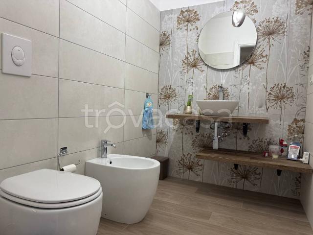 Villa bifamiliare in vendita a Cassino corso San Basilio, Caira