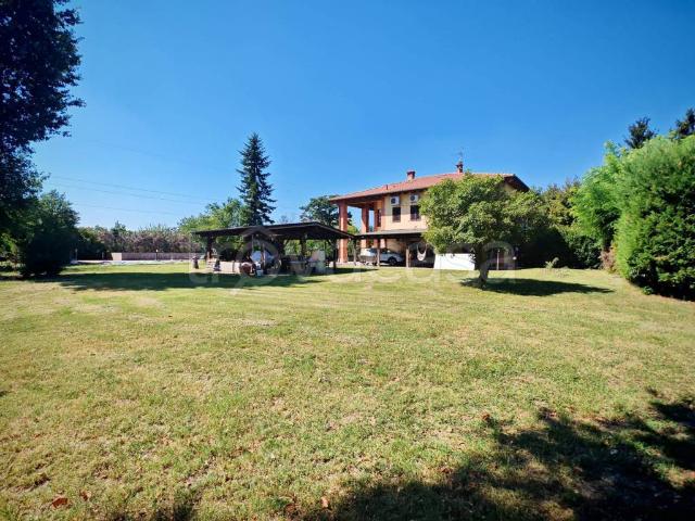 Villa bifamiliare in vendita a Castel Maggiore via Lame, 400, Torre Verde