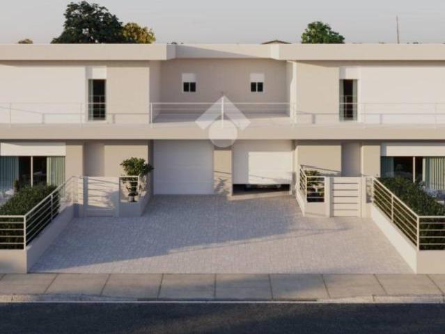 Villa bifamiliare in vendita a Castel Goffredo viale Monte Grappa, 20/a