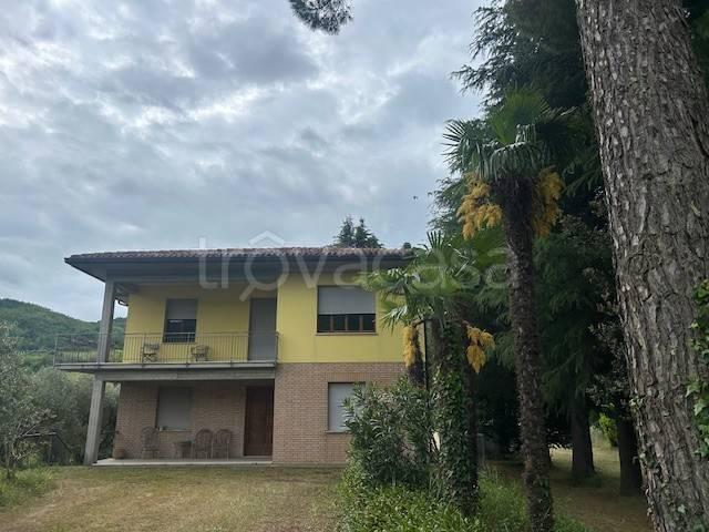 Villa bifamiliare in vendita a Castellina, Brisighella