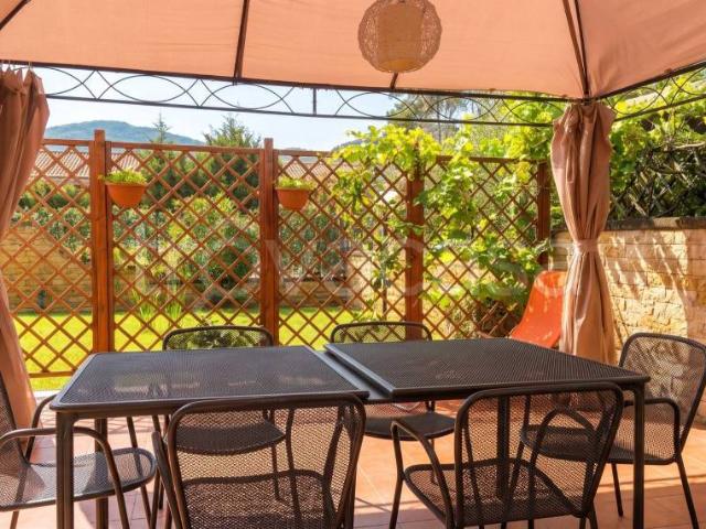 Villa bifamiliare in vendita a Cefalù via La Maddalena, 5, Mazzaforno