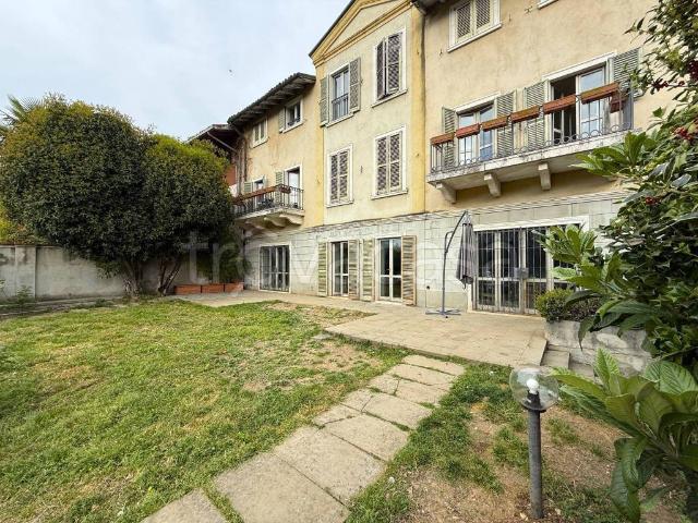 Villa bifamiliare in vendita a Cenate Sopra, Casco