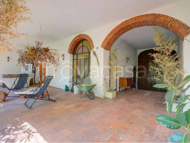 Villa bifamiliare in vendita a Cermenate