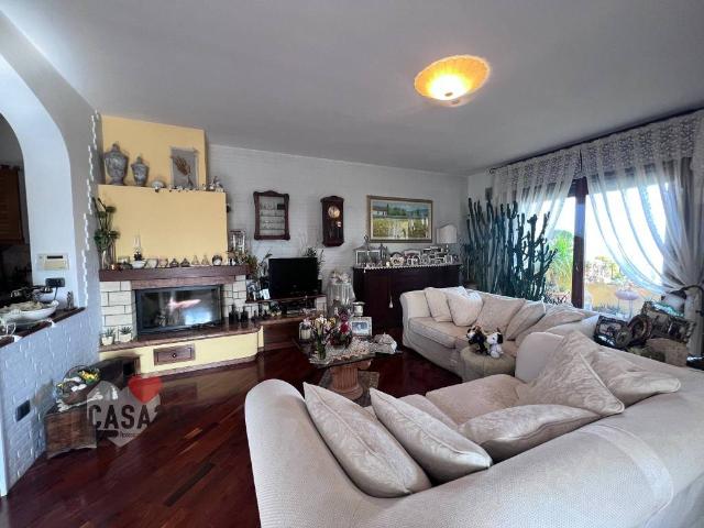 Villa bifamiliare in vendita a Cesena, Villa Chiaviche Calabrina
