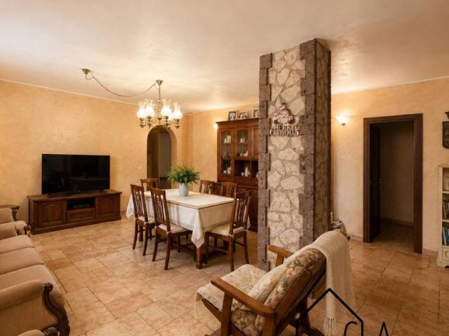 Villa singola in vendita a Civita Castellana