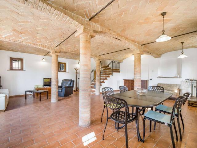 Villa bifamiliare in vendita a Albinea