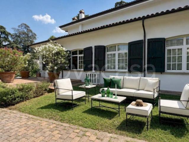 Villa bifamiliare in vendita a Bologna via Pier Paolo Molinelli, Colli Murri