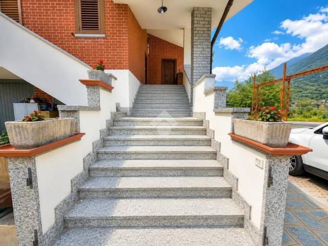 Villa bifamiliare in vendita a Borgone Susa via dei Gravè, 4
