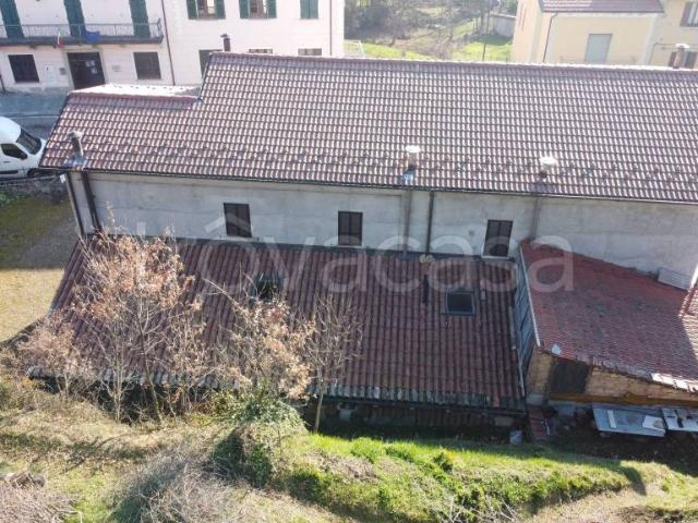 Villa bifamiliare in vendita a Bore via Roma, 150/152