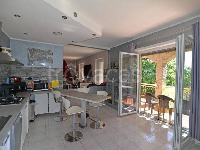 Villa bifamiliare in vendita a Bibiana via dei Pianazzi