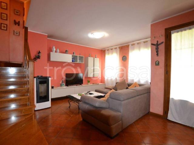 Villa bifamiliare in vendita a Brugnera