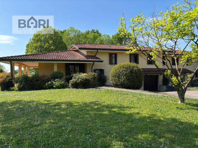 Villa bifamiliare in vendita a Brugnera via Giuseppe Garibaldi