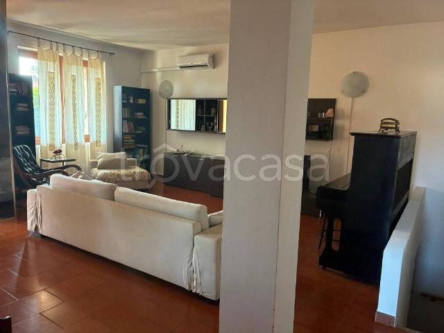 Villa bifamiliare in vendita a Bulgarograsso via Amerigo Vespucci