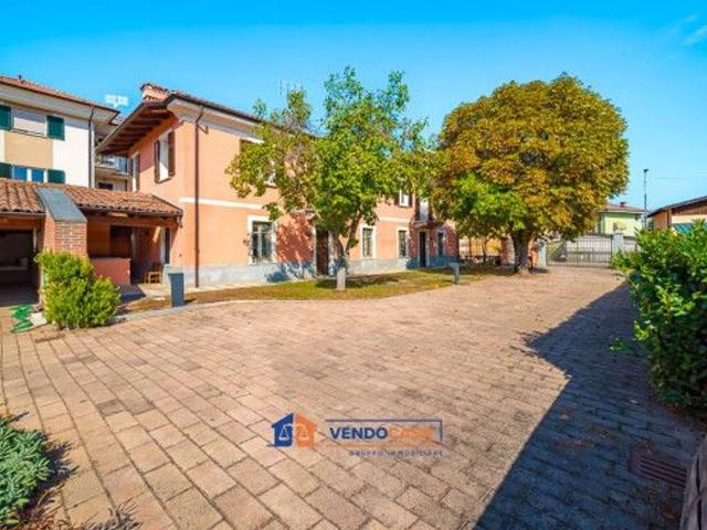 Villa bifamiliare in vendita a Busca