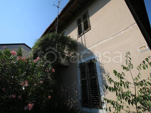Villa bifamiliare in vendita a Gorizia via Aprica, 33