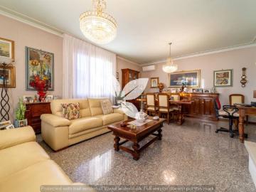 Villa bifamiliare in vendita a Gattatico, Taneto