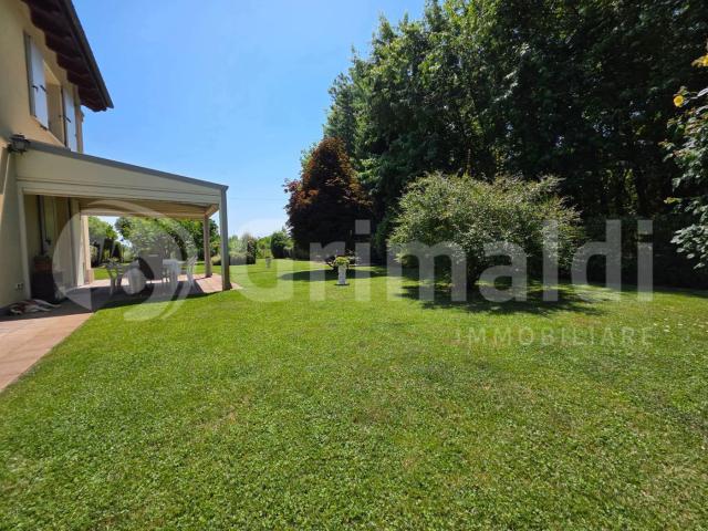 Villa Bifamiliare in vendita a Granarolo dell'Emilia