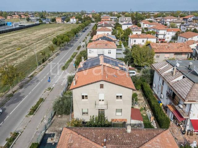 Villa bifamiliare in vendita a Forlì via Luciano Montaspro, 31, Ronco