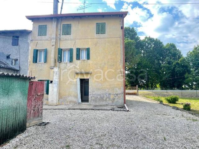Villa bifamiliare in vendita a Fossalta di Portogruaro via Mocenigo, 6