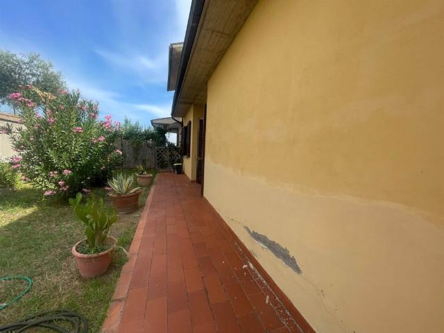 Villa bifamiliare in vendita a Figline e Incisa Valdarno
