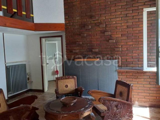 Villa bifamiliare in vendita a Finale Emilia via Giosuè Carducci, Massa Finalese