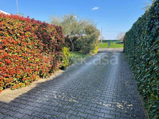 Villa bifamiliare in vendita a Imola via Zoppa, 1/f