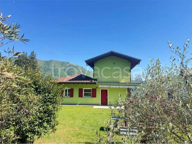 Villa bifamiliare in vendita a Omegna