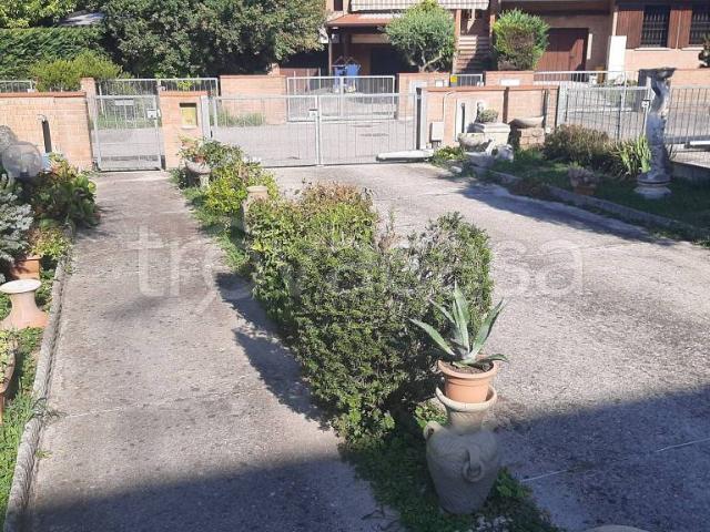Villa bifamiliare in vendita a Occhiobello, Santa Maria Maddalena