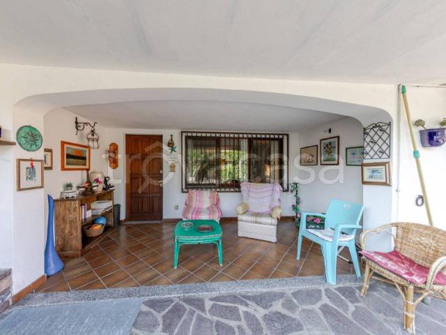 Villa bifamiliare in vendita a Locate di Triulzi via Luigi Calori, 4