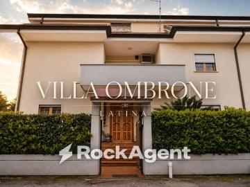 Villa bifamiliare in vendita a Latina via Ombrone, 5, Centro