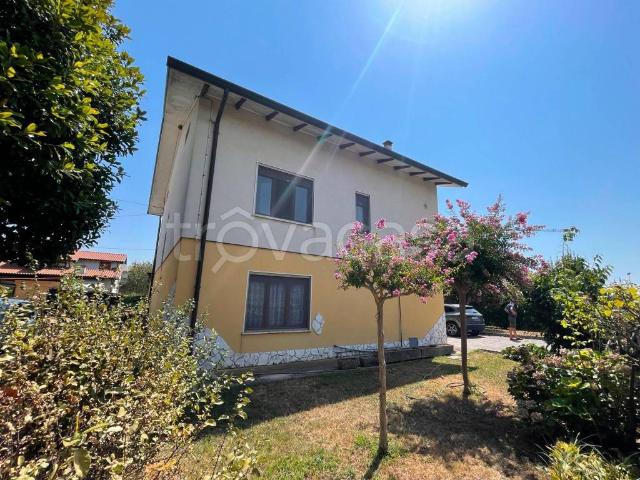 Villa bifamiliare in vendita a Levà, Montecchio Precalcino