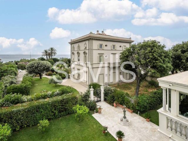 Villa bifamiliare in vendita a Livorno viale di Antignano, Ardenza