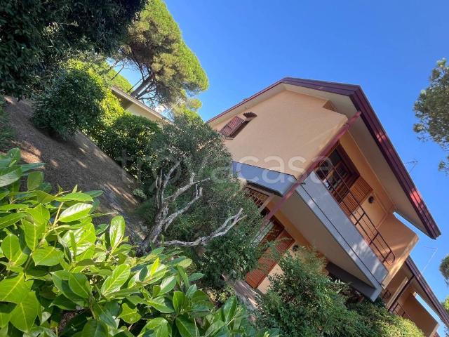 Villa bifamiliare in vendita a Lignano Pineta, Lignano Sabbiadoro