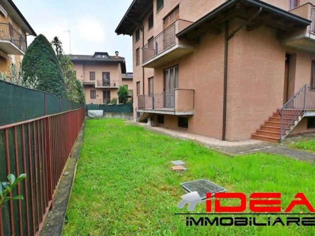 Villa bifamiliare in vendita a Modena, Cognento
