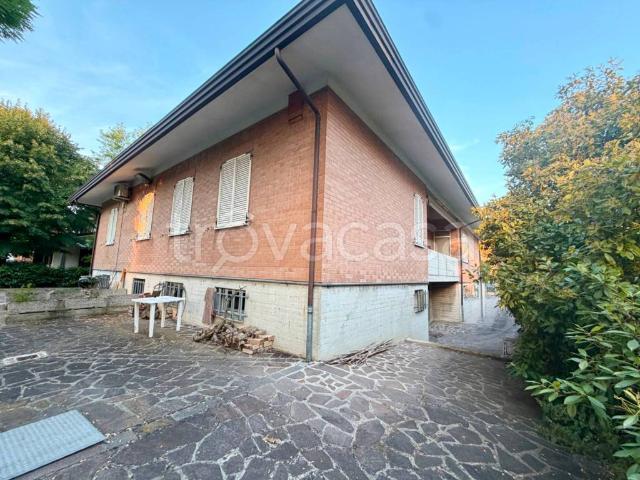 Villa bifamiliare in vendita a Modena via Tincani e Martelli, Portile Paganine
