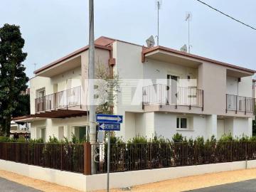 Villa bifamiliare in vendita a Mogliano Veneto piazza caduti