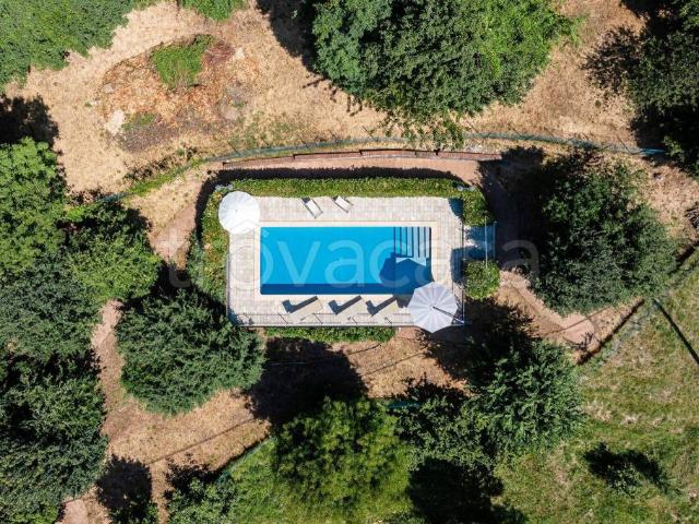 Villa bifamiliare in vendita a Molazzana