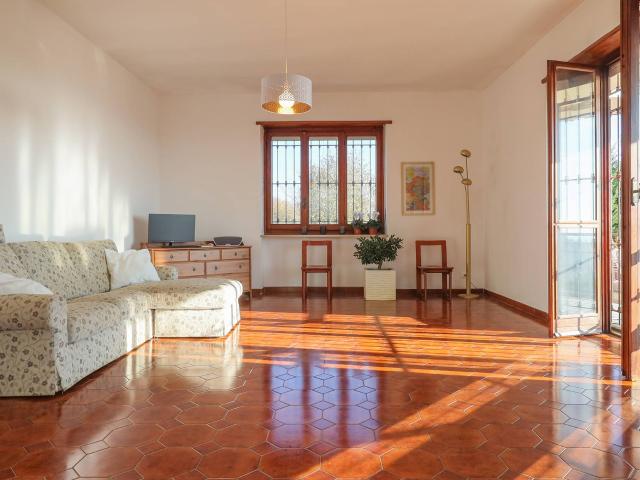 Villa Bifamiliare in vendita a Moncalieri, Str. Revigliasco