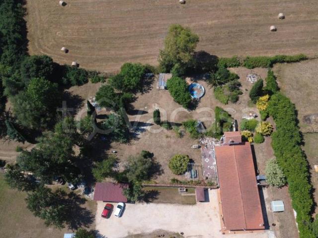 Villa bifamiliare in vendita a Mazzano Romano