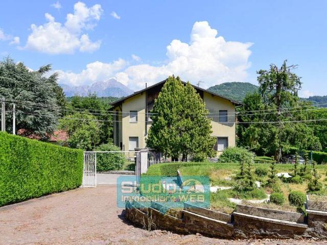 Villa bifamiliare in vendita a Magreglio via Attilio Prevost, 12