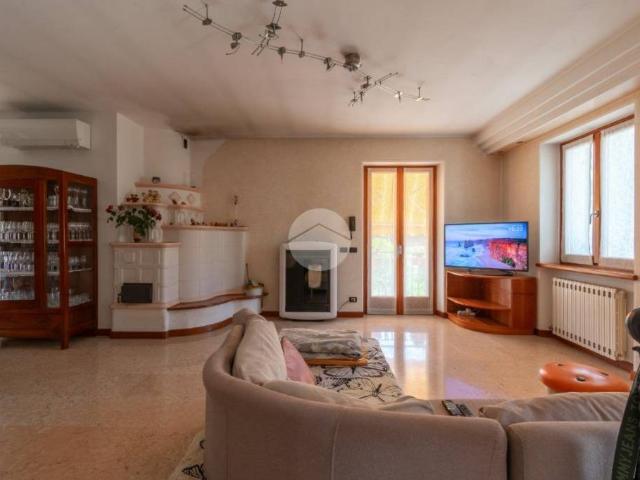 Villa bifamiliare in vendita a Marano di Valpolicella via Prognol, 4