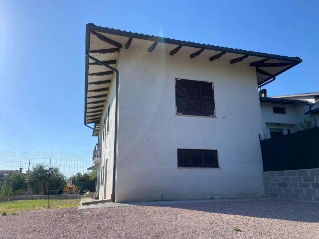 Villa bifamiliare in vendita a Marsciano