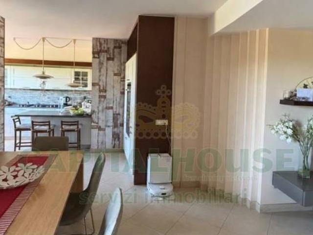 Villa bifamiliare in vendita a Mercato San Severino via Francesco Caracciolo