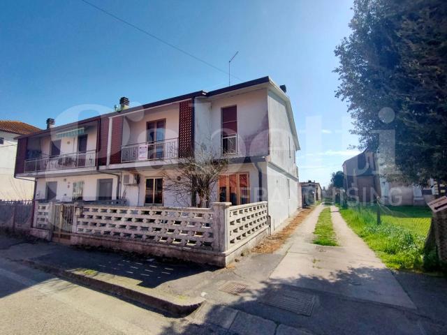 Villa bifamiliare in vendita a Mesola