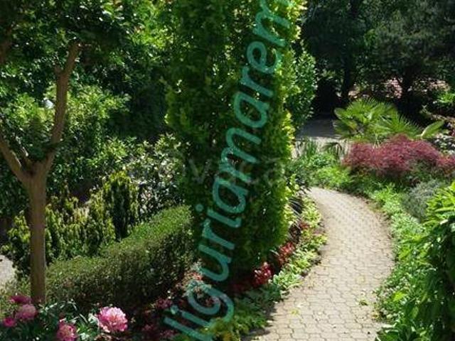 Villa bifamiliare in vendita a Millesimo