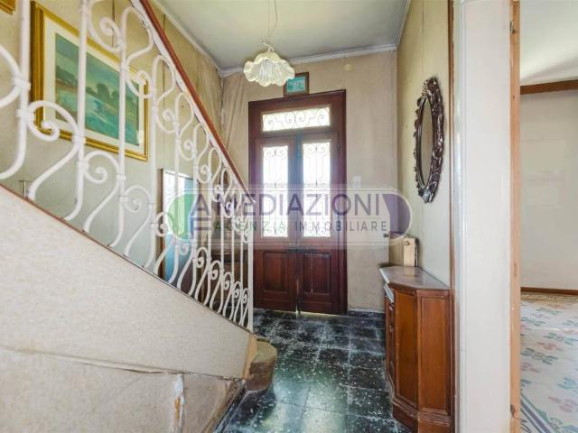 Villa bifamiliare in vendita a Mira via Boldani, 2